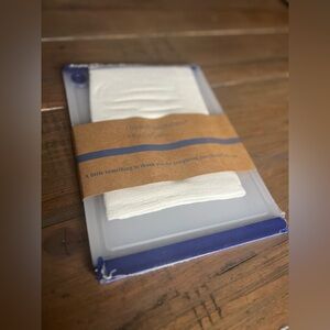 Cutting board and matching hand towel (*B)